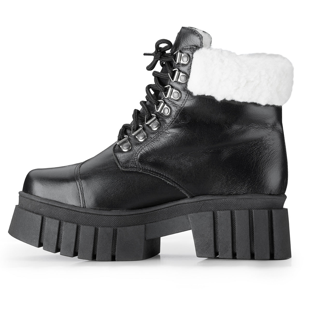 Women's Boot in Genuine Leather Lined in Wool Ref. 36500