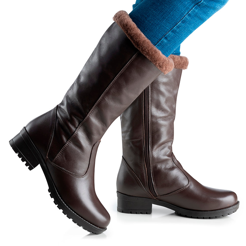 Women's Boot in Genuine Leather Lined with Natural Sheepskin Ref. 25911CA