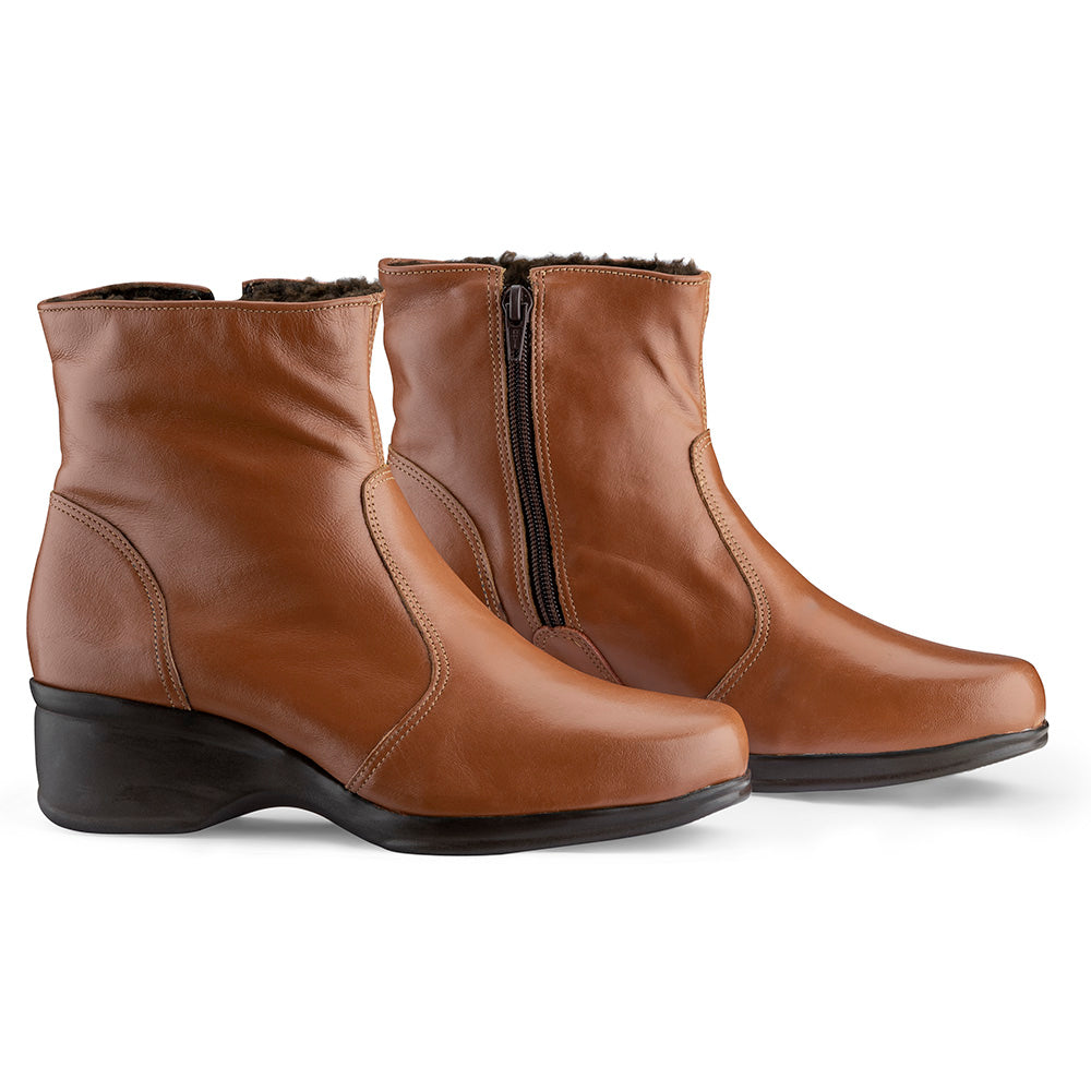 Women's Boot in Genuine Leather Lined with Natural Sheepskin Ref. 114CA