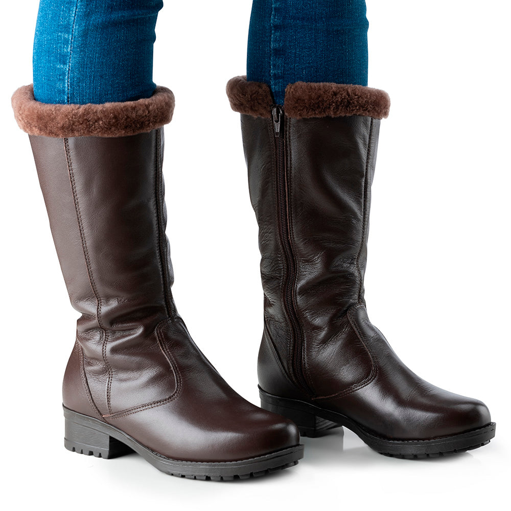 Women's Boot in Genuine Leather Lined with Natural Sheepskin Ref. 25911CA