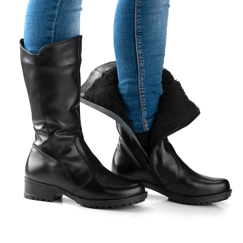 Women's Boot in Genuine Leather Lined in Wool Ref. 163