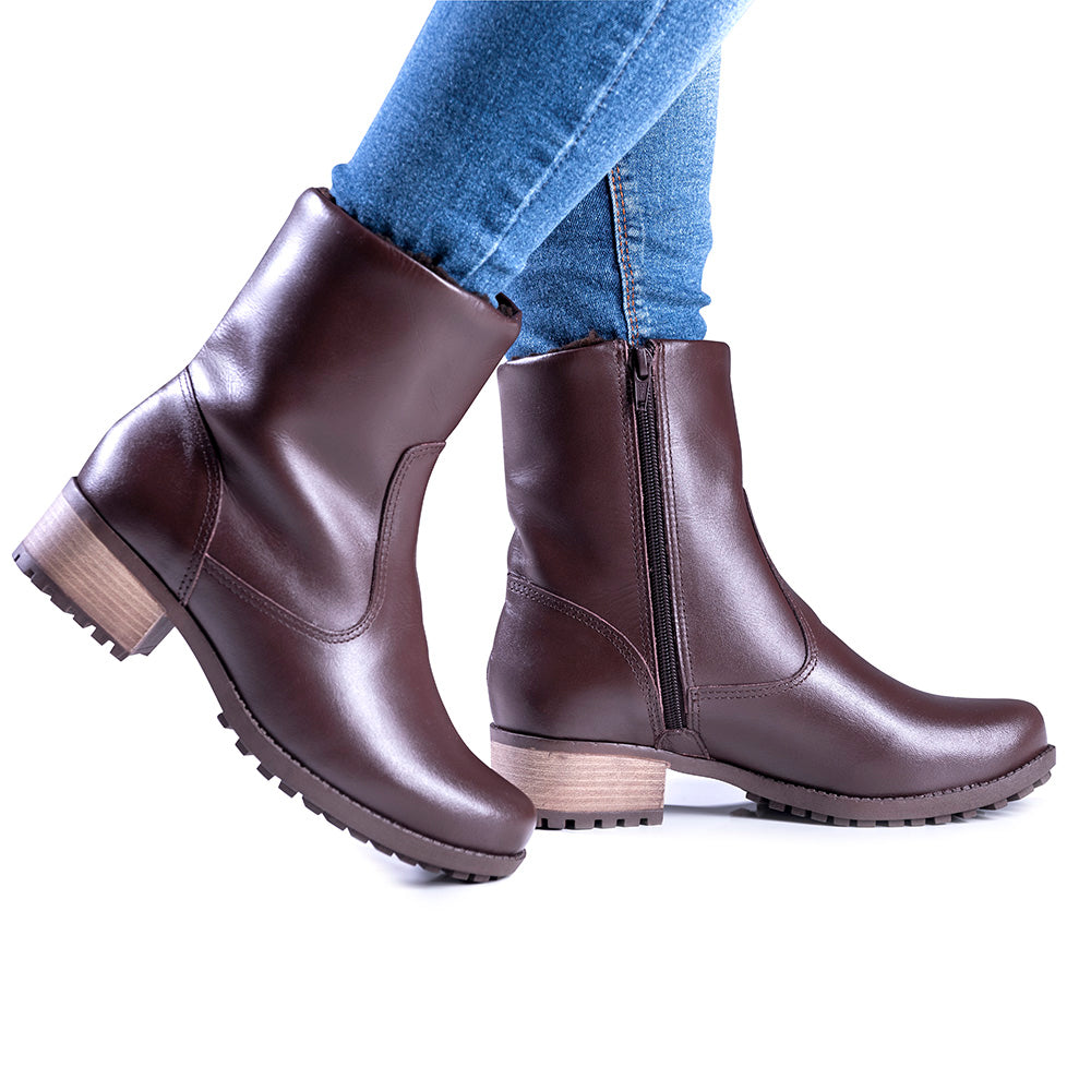 Women's Boot in Genuine Leather Lined with Natural Sheepskin Ref. 1501CA