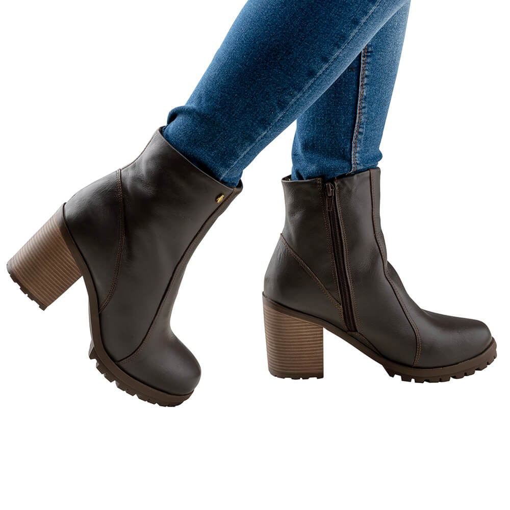 Women's Boot in Genuine Leather Lined with Natural Sheepskin Ref. 162CA