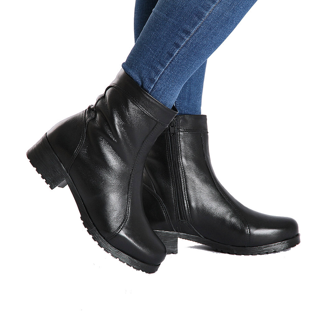 Women's Boot in Genuine Leather Lined in Wool Ref. 211