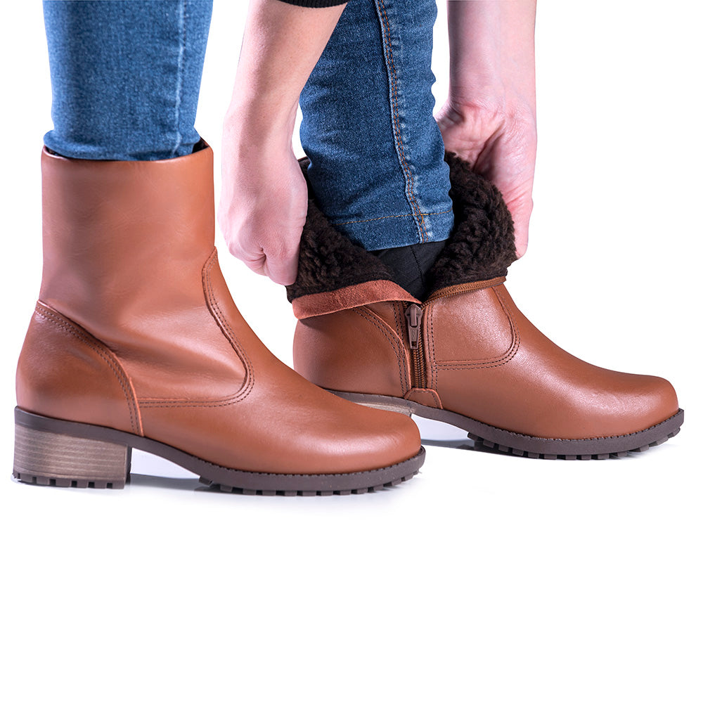 Women's Boot in Genuine Leather Lined in Wool Ref. 1501