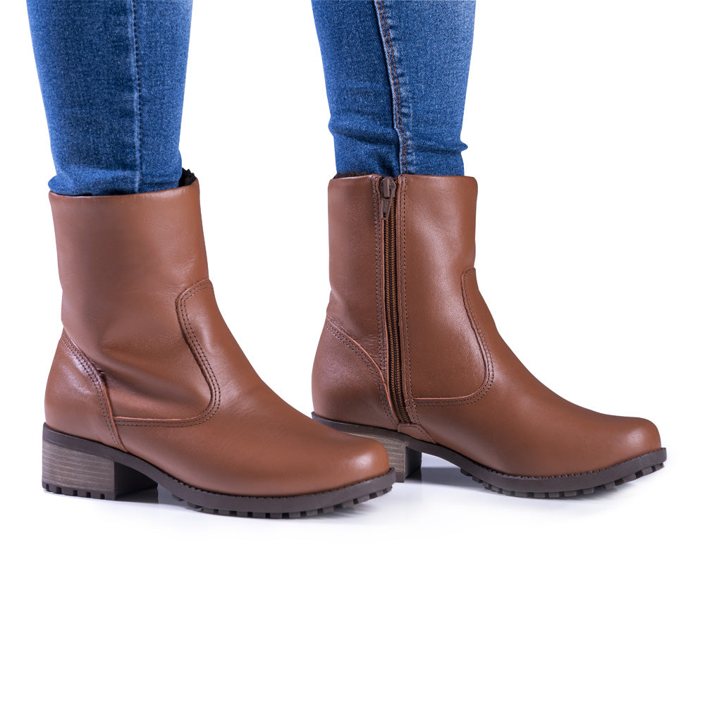 Women's Boot in Genuine Leather Lined in Wool Ref. 1501