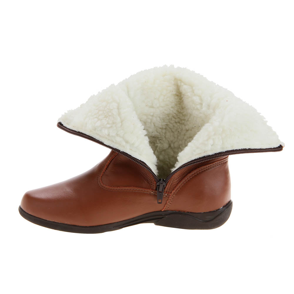 Women's Boot in Genuine Leather Lined in Wool Ref.  104