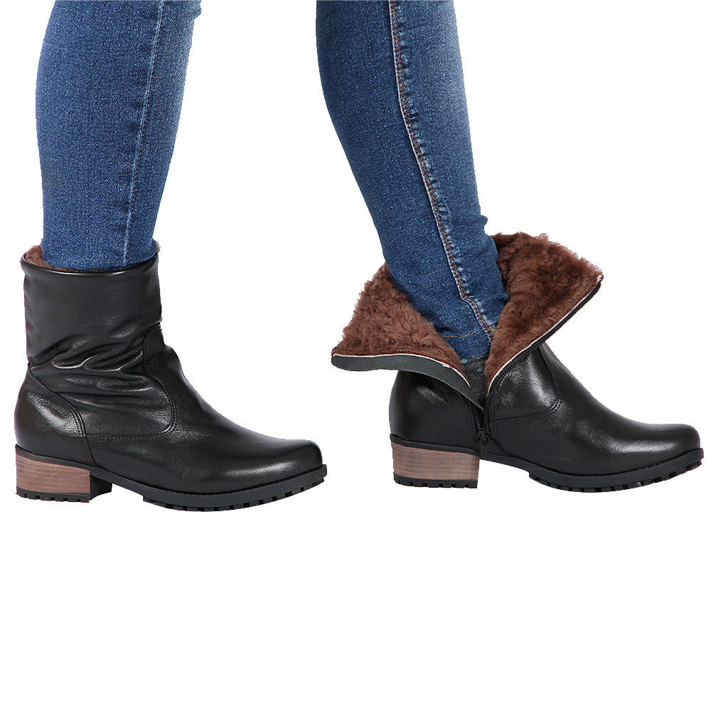 Women's Boot in Genuine Leather Lined in Wool Ref. 1501