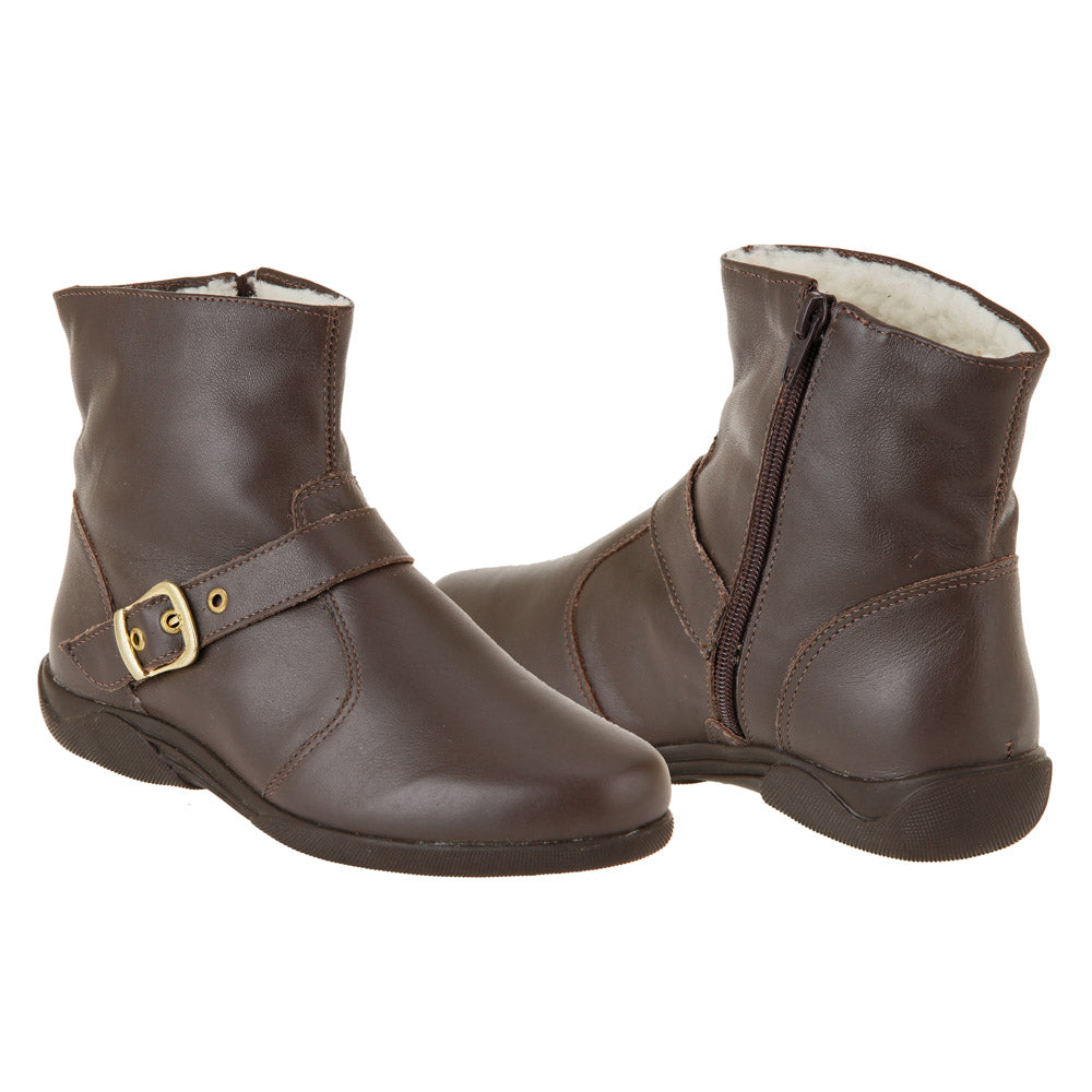 Women's Boot in Genuine Leather Lined in Wool Ref.   107